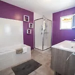 Cosyfamily Rdc 6pers-piscine-jacuzzi-jardin- Barbecue- Toppros Conciergerie Apartment *