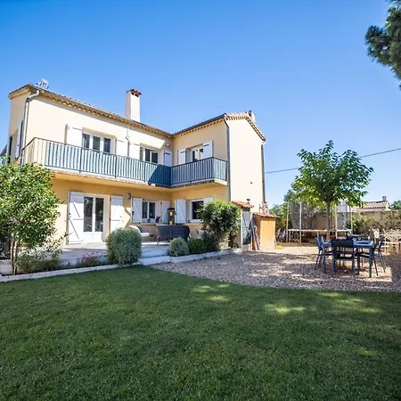 Апартаменты Cosyfamily Rdc 6pers-piscine-jacuzzi-jardin- Barbecue- Toppros Conciergerie