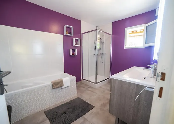 Cosyfamily Rdc 6pers-piscine-jacuzzi-jardin- Barbecue- Toppros Conciergerie Апартаменты *